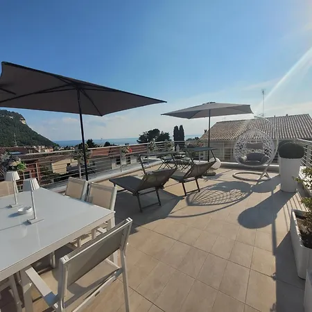 Lägenhet View - Nuovo Con Solarium Vista