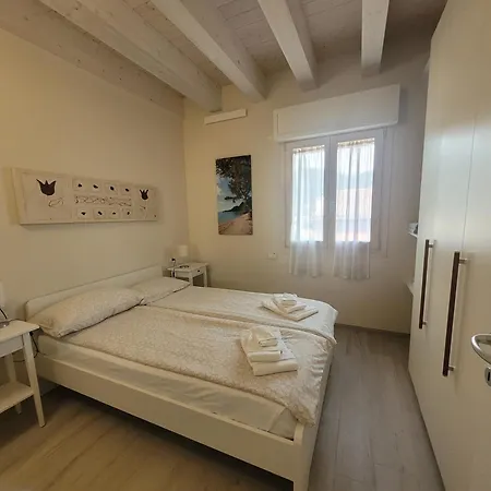 Appartamento View - Nuovo Con Solarium Vista Garda (Verona)