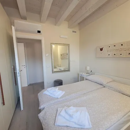 Appartamento View - Nuovo Con Solarium Vista Garda (Verona)